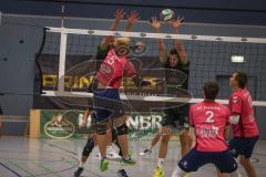 Volleyball - Saison 2026/27 - Donauholz Volleys Ingolstadt - SC Freising - Feuerherdt Andre schwarz Donauholz Volleys #6 - Blattenberger Johannes pink Freising #5 - Holcik Michal schwarz Donauholz Volleys #12 - Foto: Meyer Jürgen