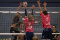 Volleyball - Saison 2026/27 - Donauholz Volleys Ingolstadt - SC Freising - Feuerherdt Andre schwarz Donauholz Volleys #6 - Blattenberger Johannes pink Freising #5 - Fischer Gerard pink Freising #2 - Foto: Meyer Jürgen