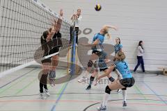 MTV Damen Volleyball - SV Germering - Fr. Dietrich im Sprung - Fr. Senger (3) Fr. Leipnitz (8) - Foto: Jürgen Meyer