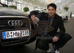 Markus Kavka nimmt seinen neuen Audi entgegen